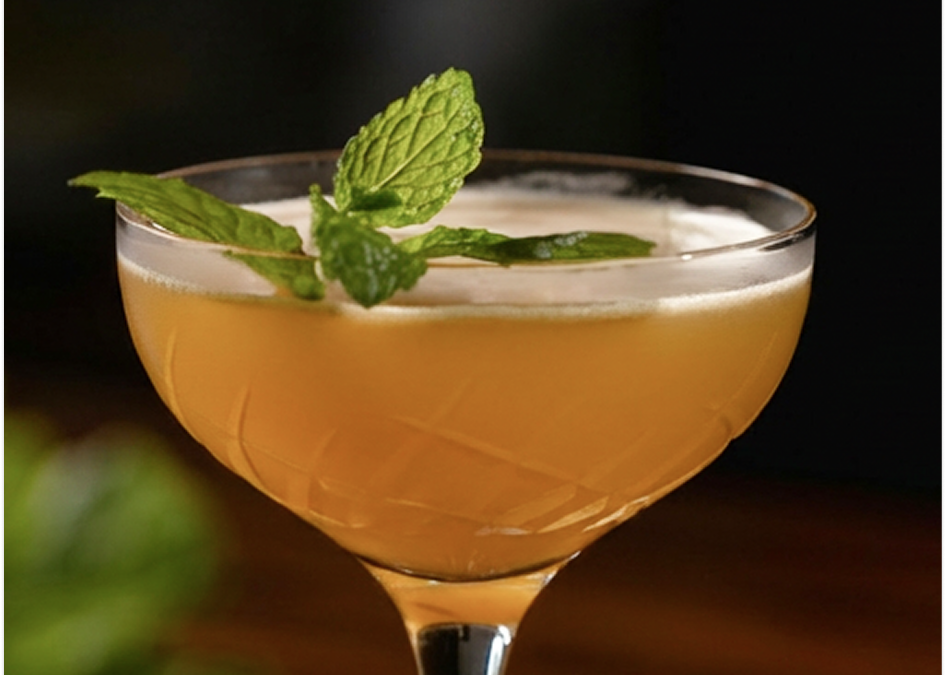 Charles Dickens Bourbon Smash